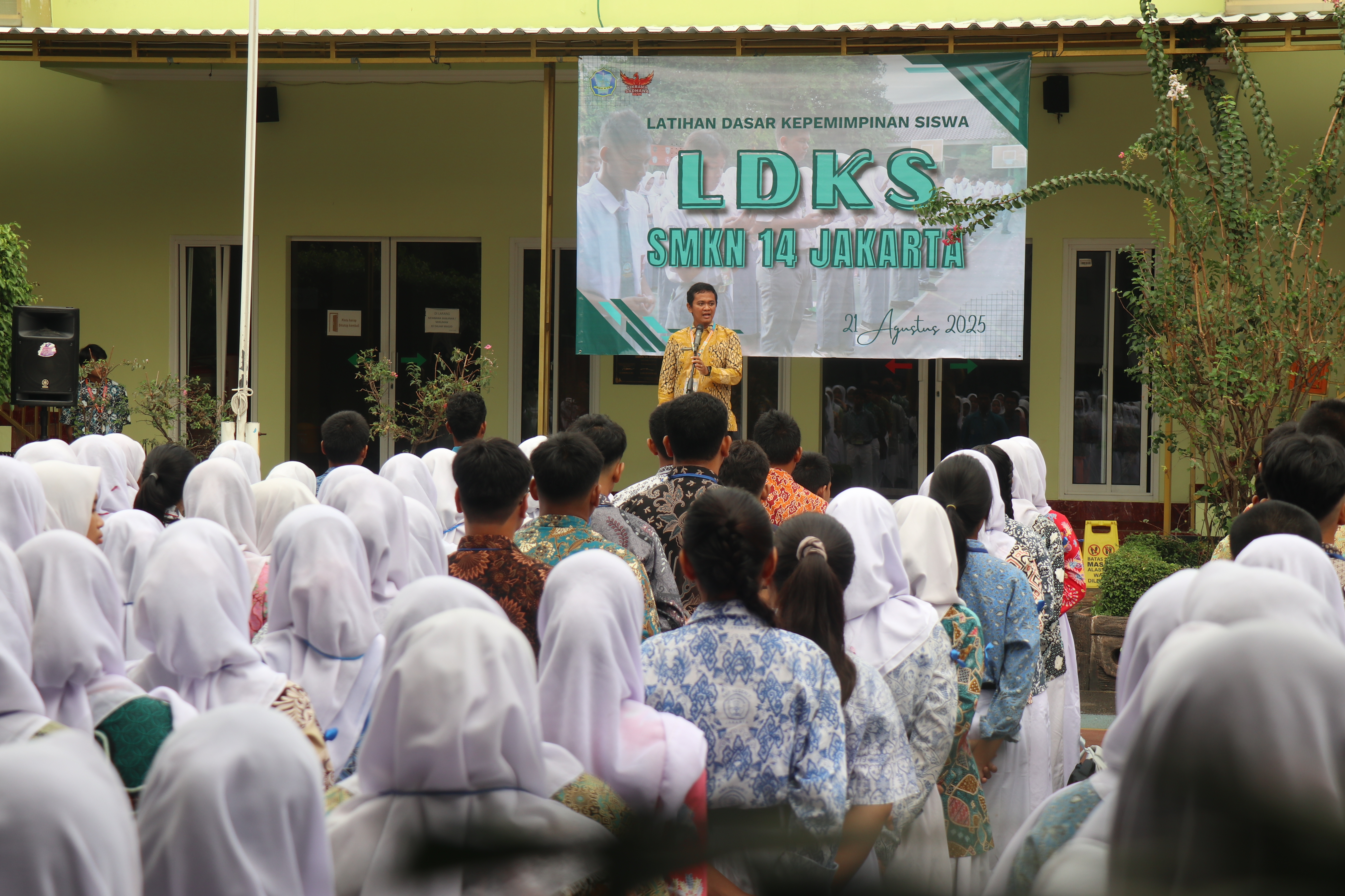 SMKN 14 Jakarta Gelar LDKS 2025 untuk 288 Siswa Baru